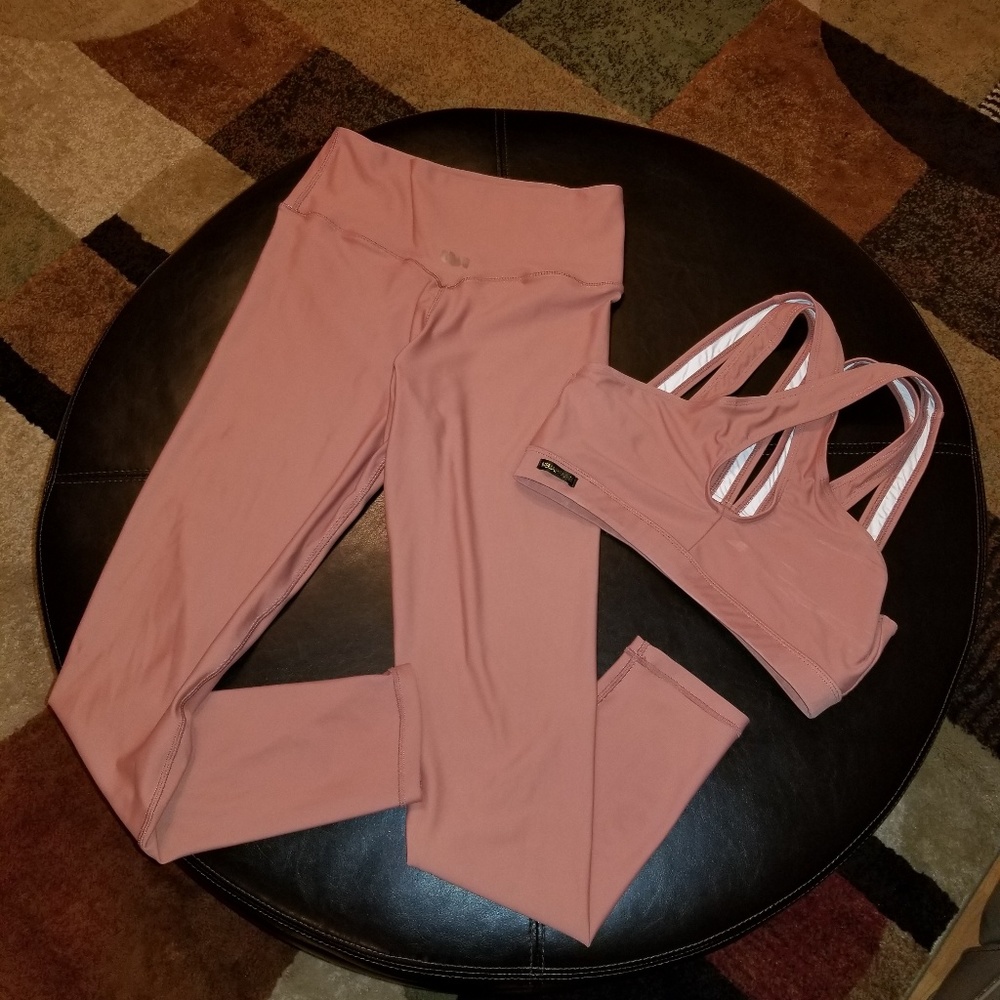 Brand new w/o tags NEU workout set